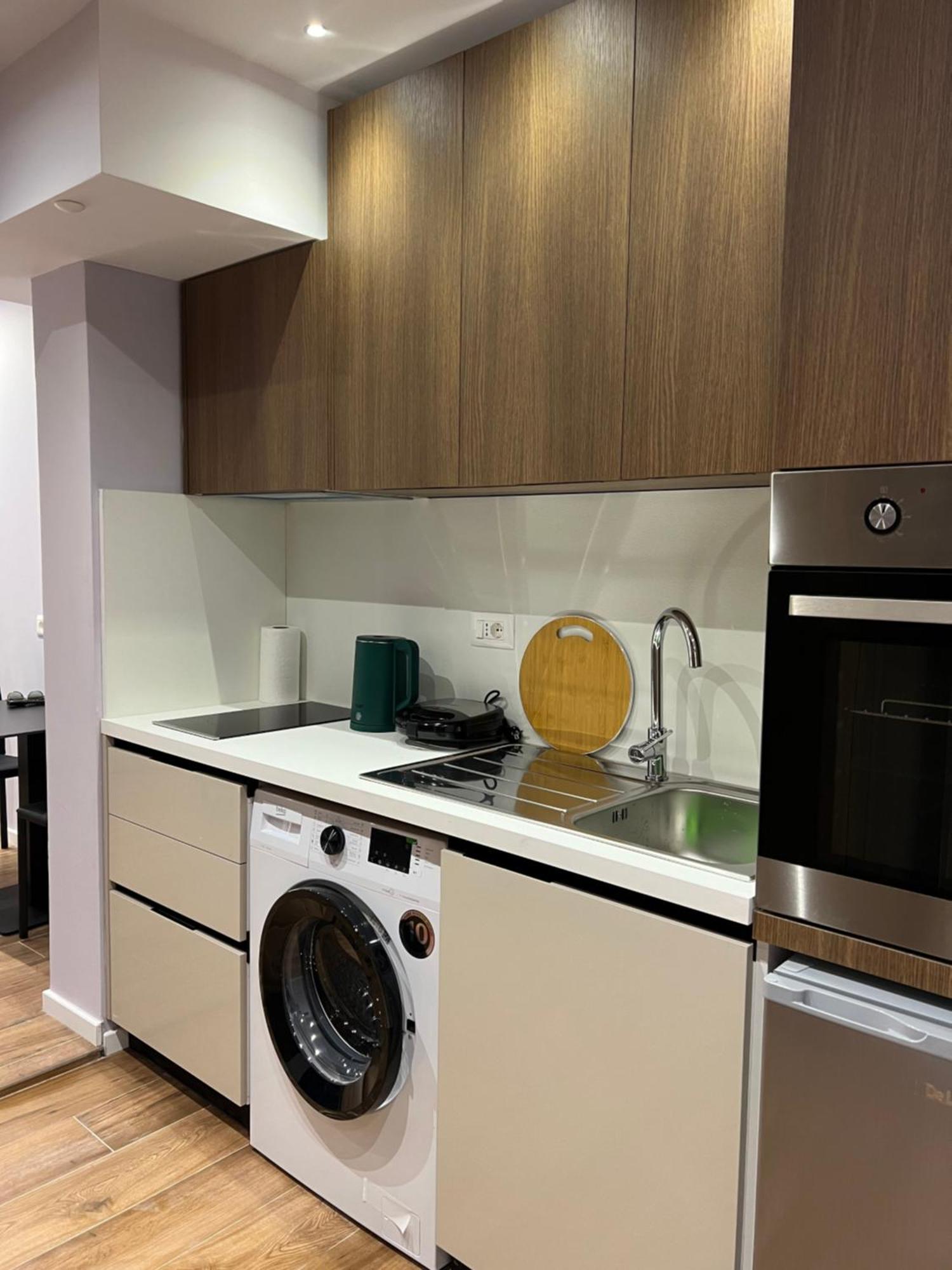 Apartman - Myslym Shyri *